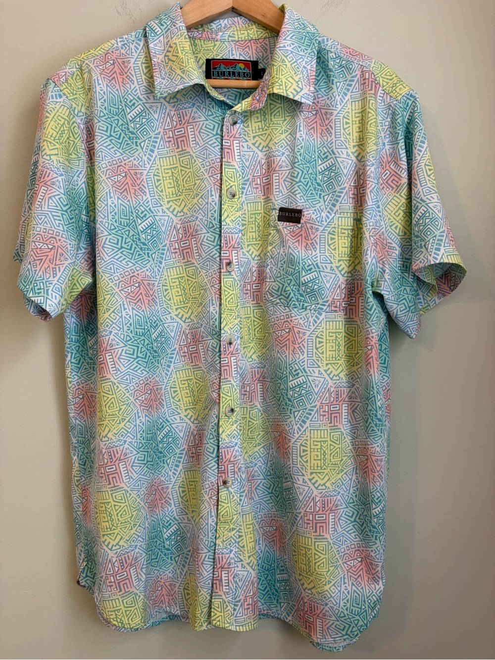 BURLEBO Pastel Geo Print Short Sleeve Size Large Button-Up Shirt